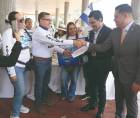 La plataforma Defensores de Honduras pidió firmas ciudadanas para impulsar un juicio político contra varios funcionarios señalados.