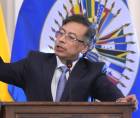 El presidente de Colombia, Gustavo Petro, habla en una reunión protocolar del Consejo Permanente celebrada este miércoles, en la sede de la Organización de los Estados Americanos (OEA) en Washington (EE.UU)