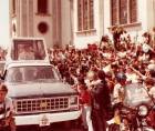 Hace cuatro décadas, un 8 de marzo de 1983, el Papa Juan Pablo II haría su primer y única visita a Honduras ante la presencia de una multitudinaria feligresía. Un hecho que marcaría la vida de la iglesia Católica de nuestro país.