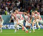 Los jugadores de Croacia celebrando el gol de Ivan Perisic ante Japón.