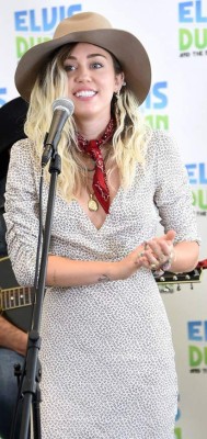 Katy Perry a cargo de los MTV VMAs