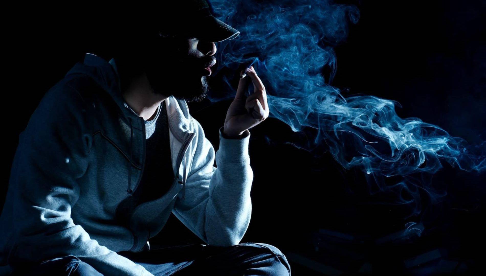 $!Su adicción es fuerte y muy tolerante, consume todos los días entre marihuana VIP, cocaína y drogas sintéticas para “relajarse”, “concentrarse” y “ser feliz”.