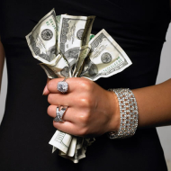 Busca millonario en anuncio… Y uno le responde de forma genial