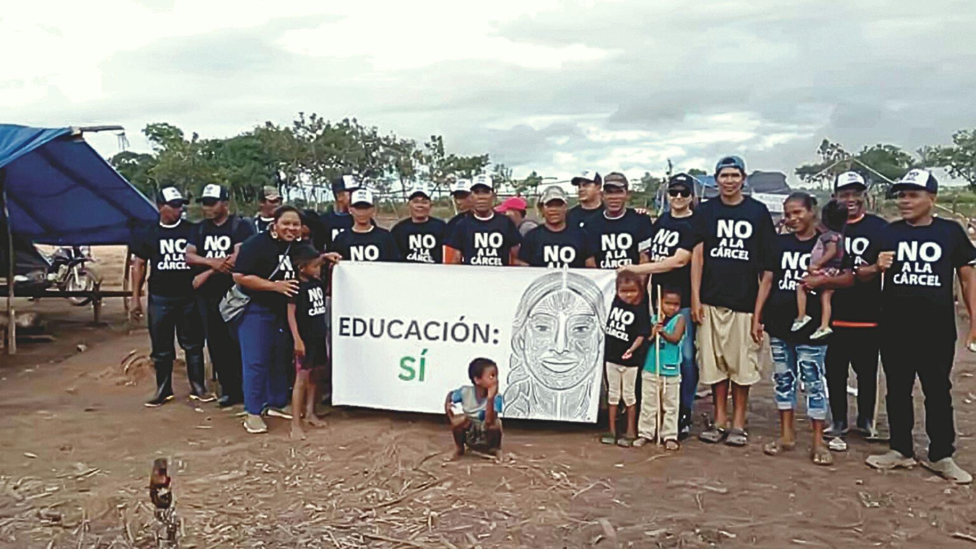 $!Los pobladores han realizado protestas mostrando su rechazo a la construcción de la cárcel. Afirman que lo que más se necesita es inversión en educación.