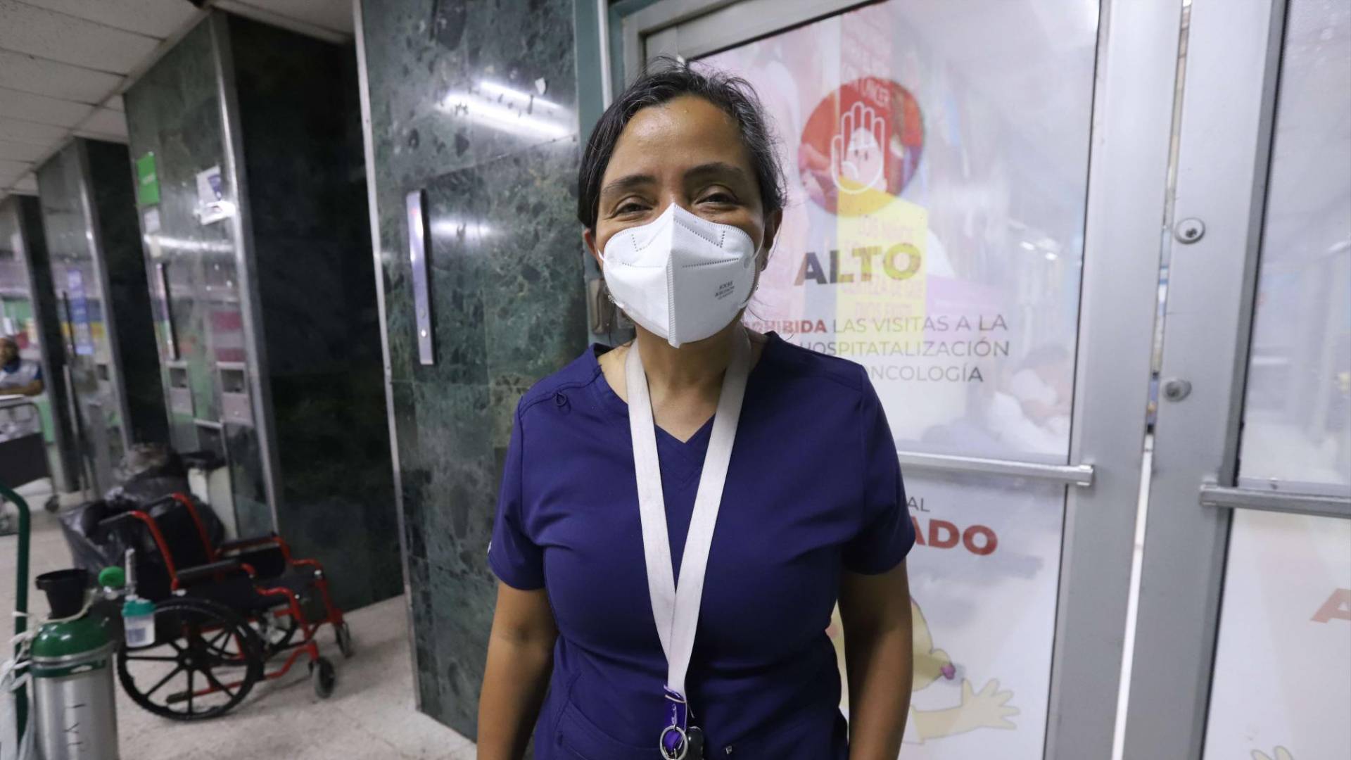 $!Roxana Martínez, una de los tres médicos oncólogos en la sala oncológica pediátrica de la Fundación Hondureña para el Niño con Cáncer.