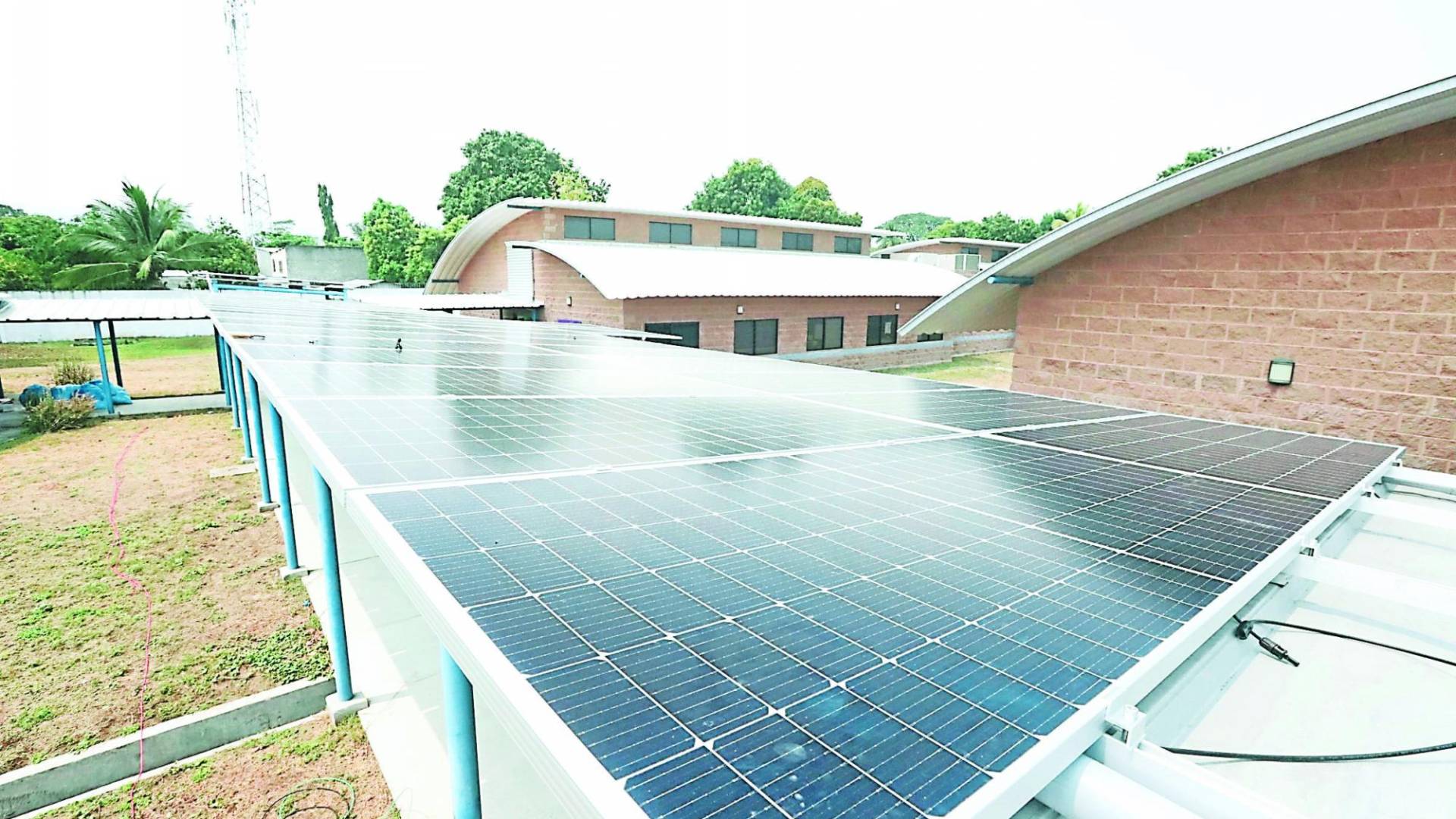 $!Ciudad Mujer, un respaldo para más de 40,000 sampedranas