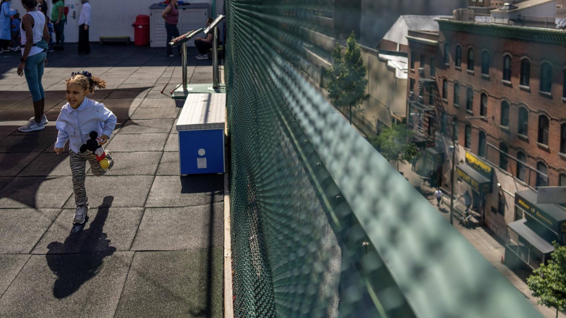 $!En Harlem, una guardería comparte cuadra con un sitio de consumo supervisado de drogas.