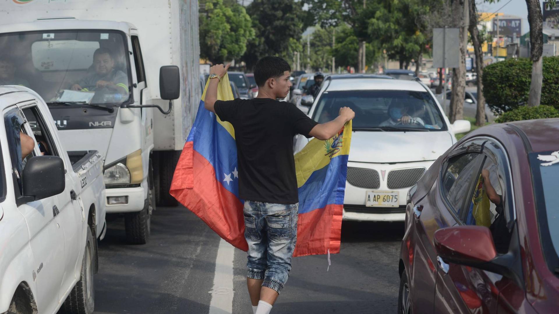 $!Crónica: Un día sobreviviendo como migrante venezolano en Honduras