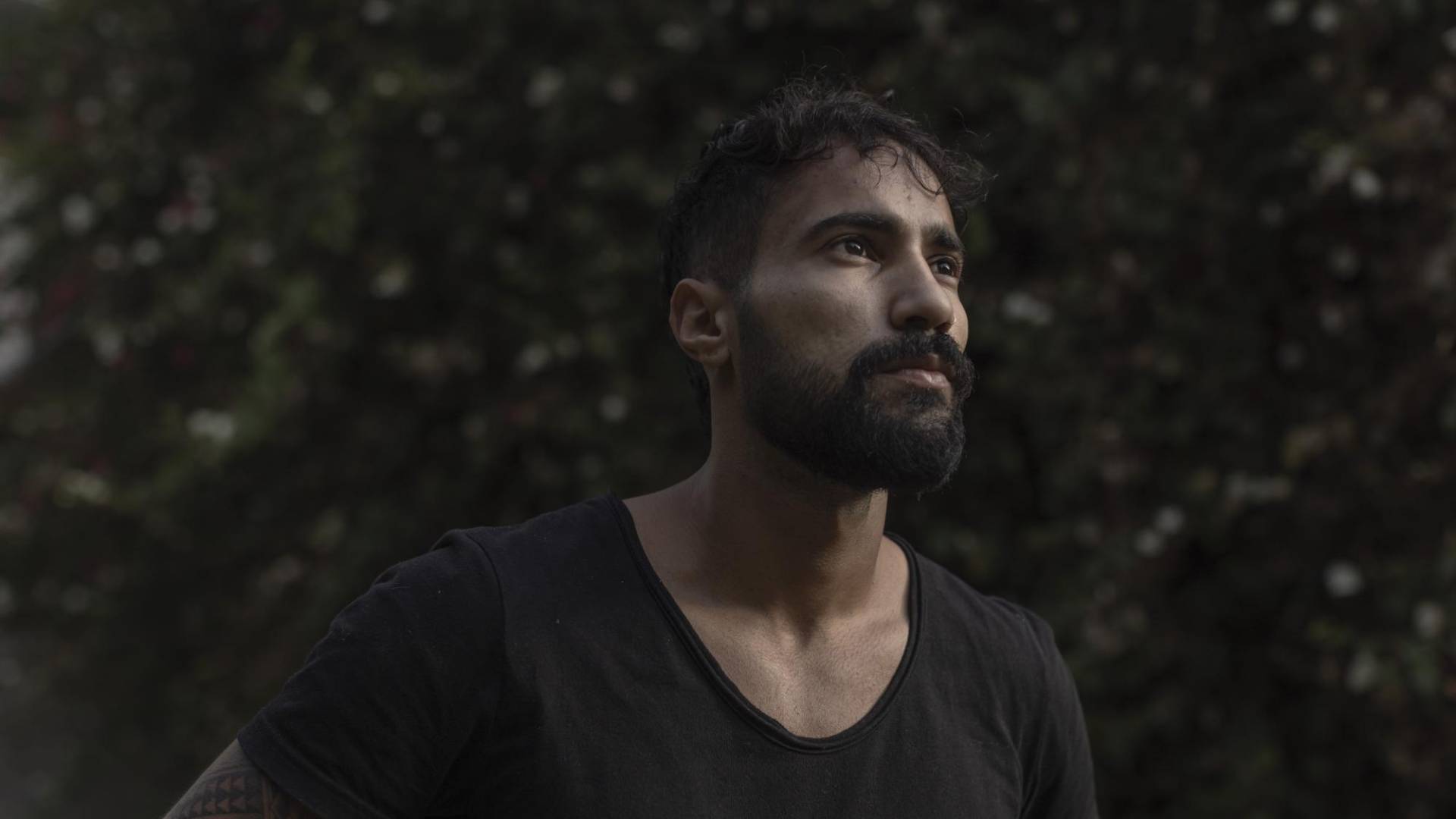 $!Raz Cohen sobrevivió a los ataques del 7 de octubre escondiéndose en el lecho de un arroyo seco.