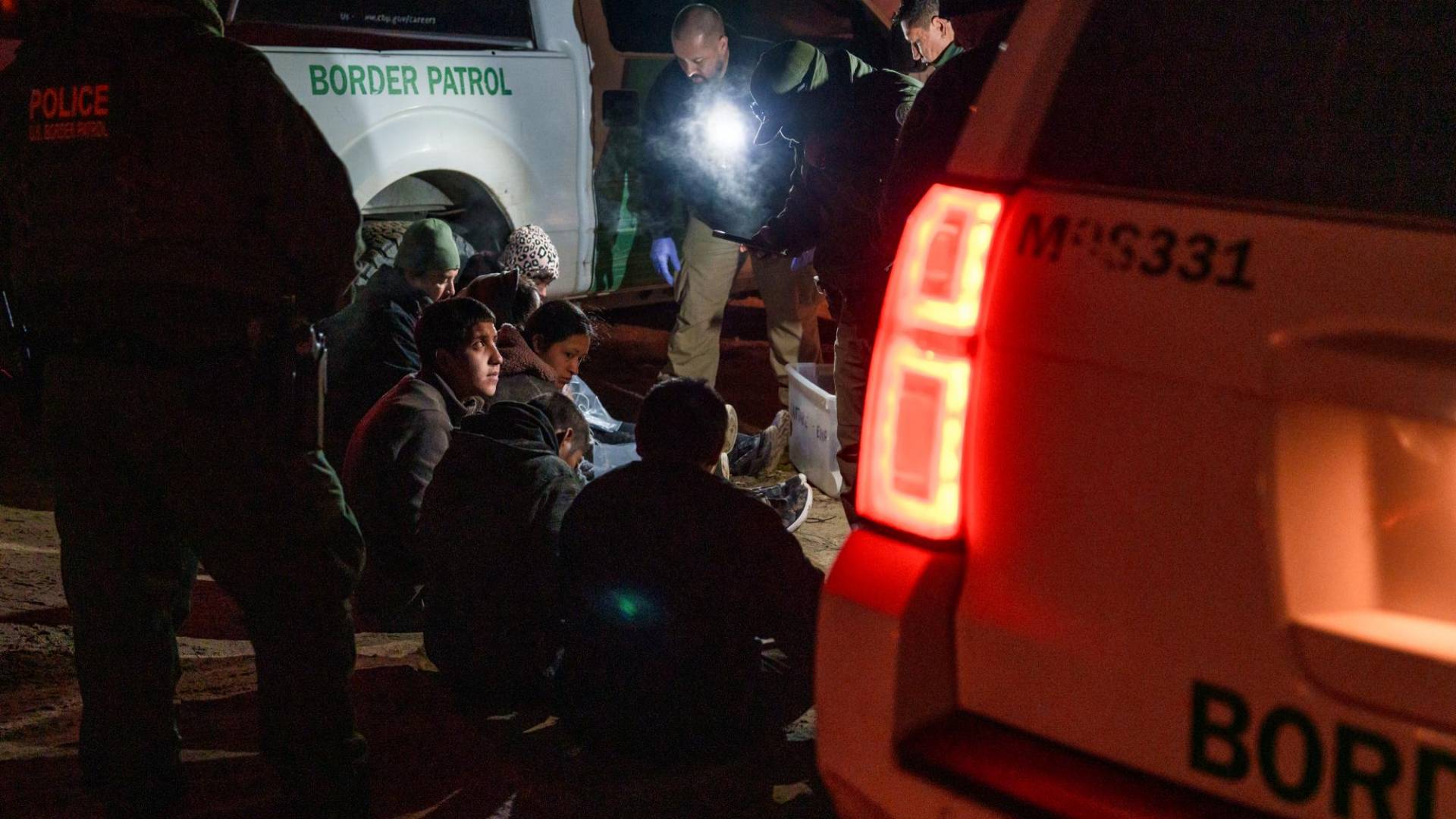 $!Se anticipa que la victoria de Trump tenga un gran impacto en la inmigración. Migrantes detenidos en Nuevo México.