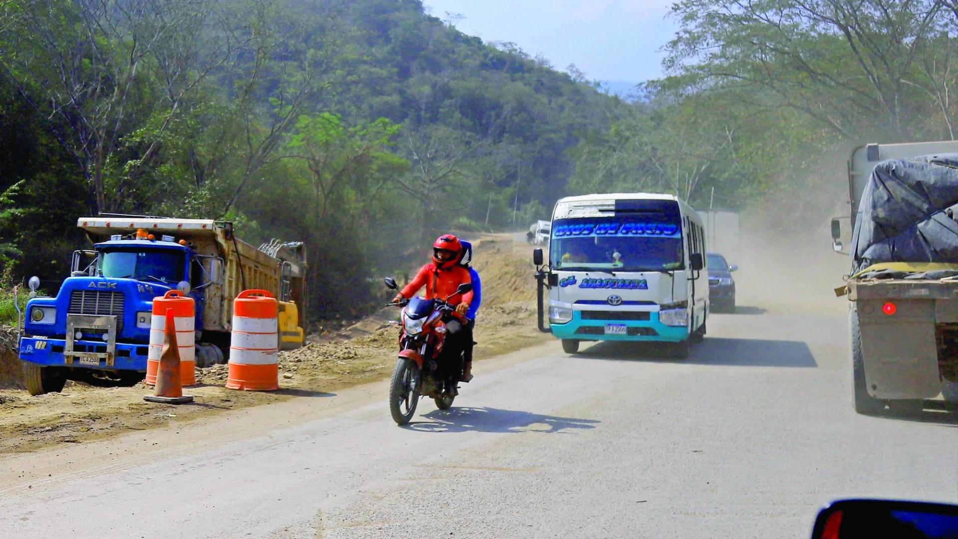 $!La reparación de tramos impulsa a viajeros a practicar turismo nostálgico.