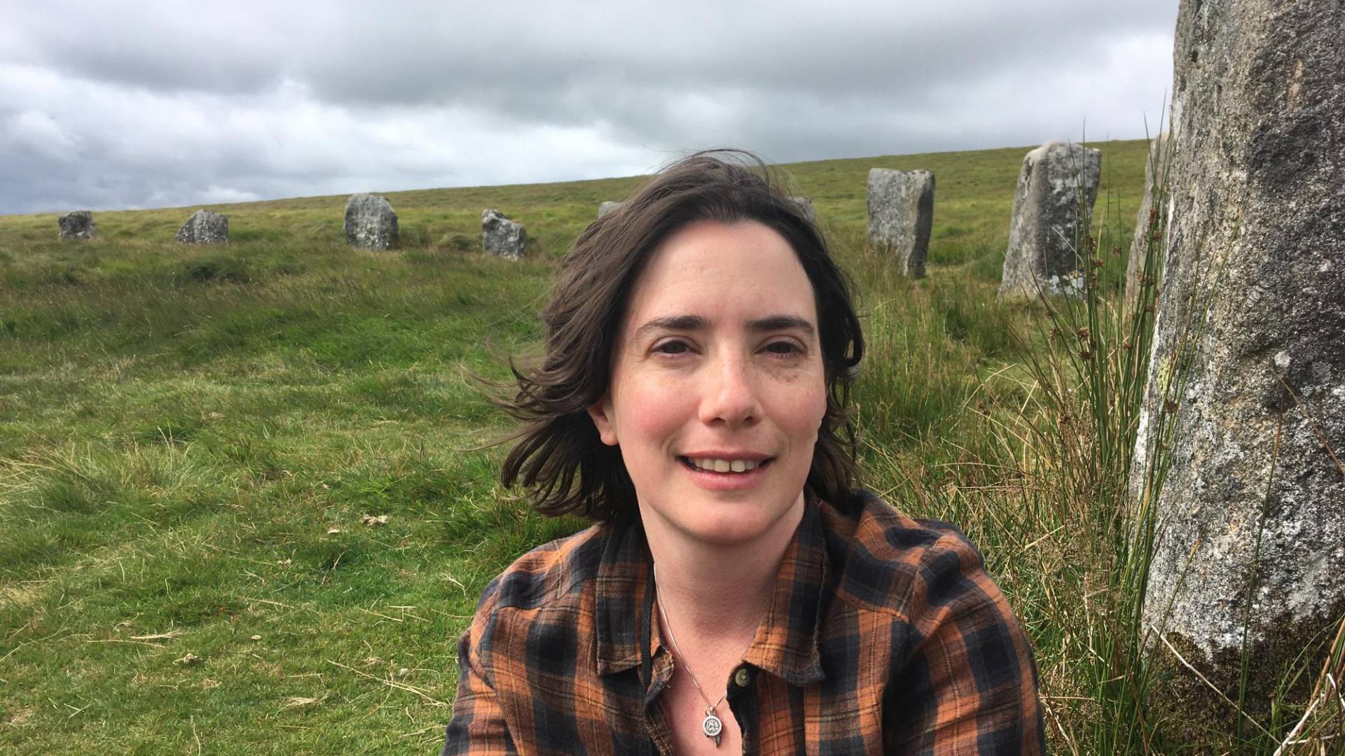 $!Emily Selove dirige el programa sobre magia y ciencias ocultas de la Universidad de Exeter.