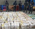 Autoridades de seguridad de Colombia entrelazaron información con las agencias de seguridad hondureña y así fue que se logró ubicar la embarcación cargada con más de 1,300 kilos de cocaína.