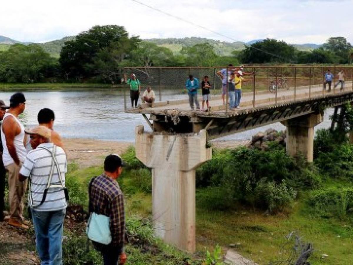 El viernes estará habilitado paso de puente en río Humuya de Santa Rita