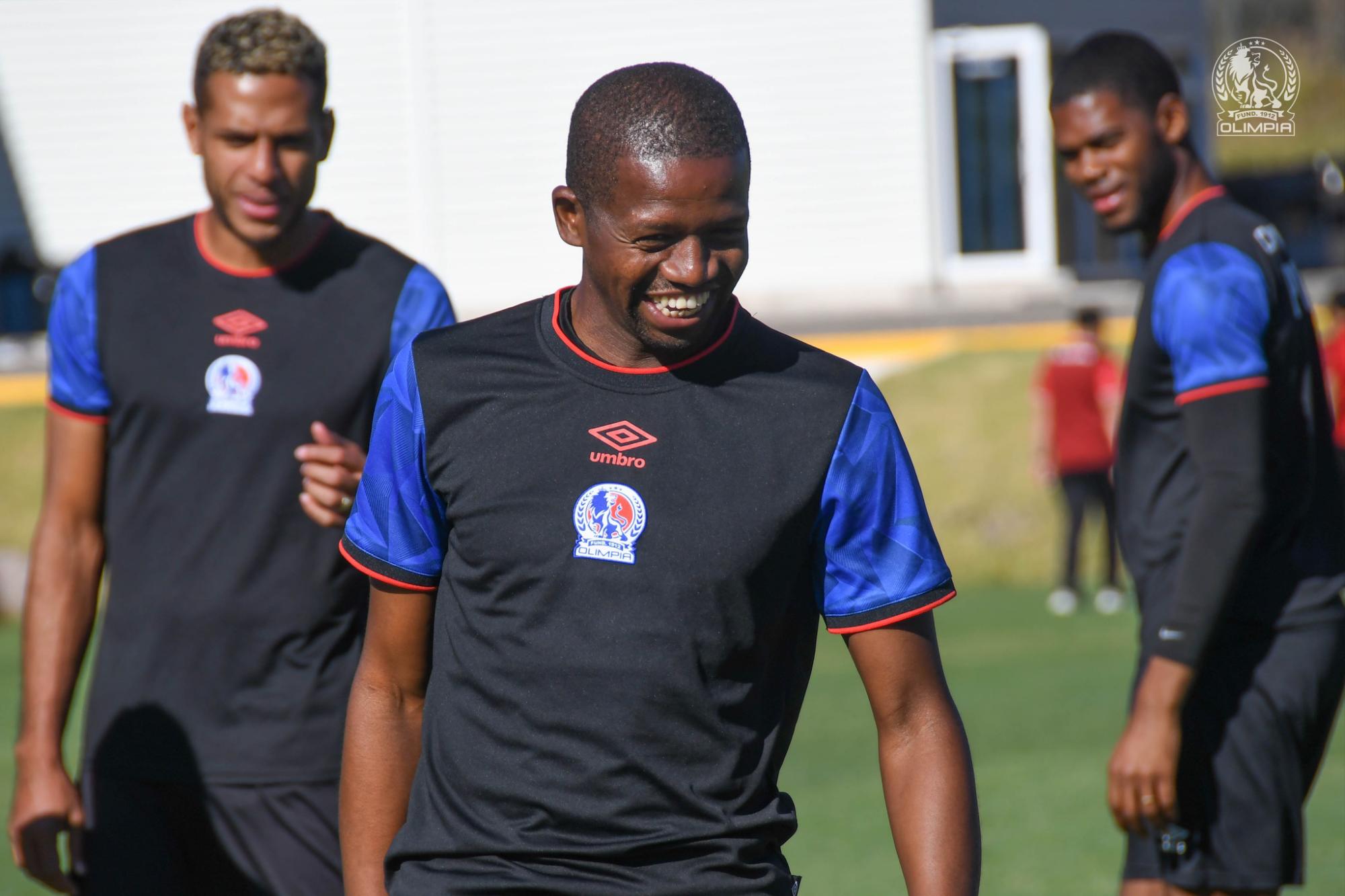 Boniek García ha estado trabajando para volver a jugar con el Olimpia.