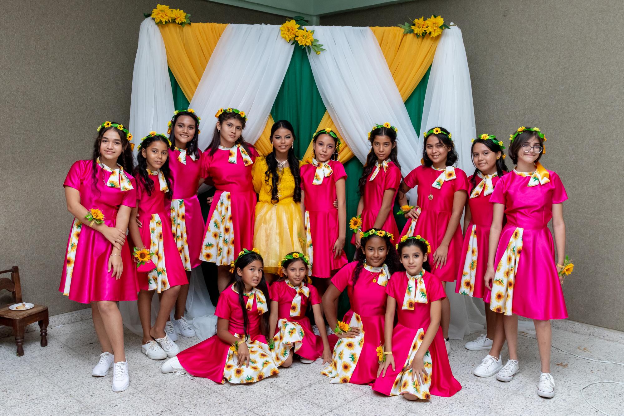 Noche de festejo por las 15 primaveras de Marilineth Rocío Torres