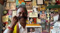 El reparador de neumáticos K. Padmarajan se ha presentado en 238 elecciones en India y ha perdido en todas. Lejos de amedrentarse, este “rey de las elecciones” disputará en abril unos nuevos comicios porque, para él, “la victoria es secundaria”.