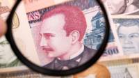 Cada junio, miles de empleados públicos y privados en Honduras esperan el pago del décimo cuarto mes de salario, conocido popularmente como “catorceavo”. Este ingreso adicional se ha convertido en uno de los beneficios laborales más importantes del país y en una inyección económica para hogares, comercios, bancos, centros educativos y prestadores de servicios.