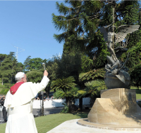 El papa pide recuperar la fe y reitera el matrimonio entre hombre y mujer