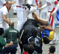 Critican trato 'vejatorio' a mujeres en San Fermín