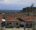 Actualmente, los programas de vivienda social manejan tasas de interés competitivas entre el mercado financiero hondureño, especialmente en comparación con la banca privada, donde los intereses suelen ser más altos.