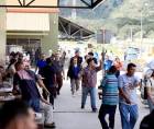 Pasajeros se movilizan en las terminales del país en la antesala de la Semana Morazánica, en medio de la preocupación generalizada por el alza en los costos del transporte.