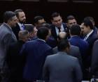 Congresistas de los diferentes partidos políticos afinan acuerdos para definir la junta directiva.