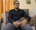 El tratamiento que urge Roger es para evitar un cáncer de colon y una colostomía, es decir, que le quiten el colon y le coloquen la famosa bolsa, por donde se drenan las heces.