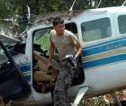 La avioneta yace destruida en la base aérea de La Ceiba, donde ha estado almaceda desde el 2012 que se accidentó.