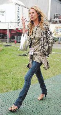 En la tarima de los cantantes