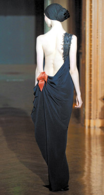 Aclamado, pero en bancarrota