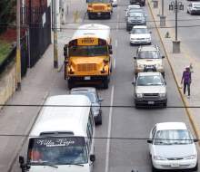 Transportistas exigen pagos de subsidios