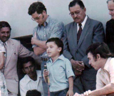 Aunque lo dibuje feo, Lobo lo alaba