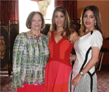 Lo mejor a la feliz enamorada