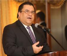 Seguridad decide retroceder en suspensión de policías de investigación