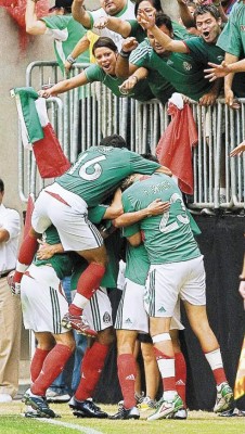 El Zorro mató a los ticos