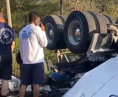 Imágenes impactantes del fatal  accidente en Santa Bárbara