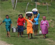 Indígenas hondureñas denuncian abusos de Estado y narcos ante relatora de CIDH