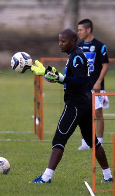 Yul Arzú saldrá por Mathías Rolero