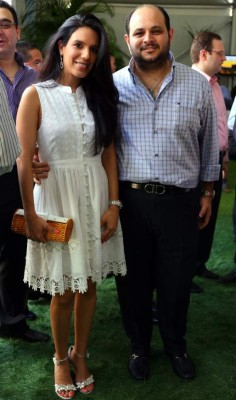 Histórico brindis por el proyecto Panorama