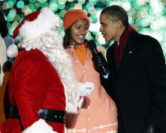Obama inaugura árbol navideño recordando a las víctimas de Sandy