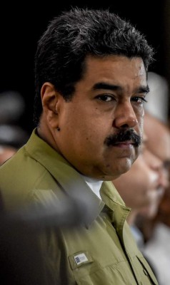 Trump opaca despedida de Fidel con amenaza a Cuba