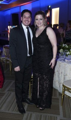 Regocijo por el nuevo matrimonio