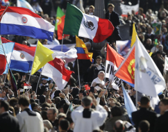 Personalidades y curiosidades de la misa del papa Francisco