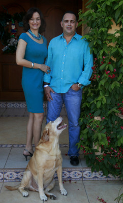 Calidonio y Karen, el matrimonio que le sonríe al cambio