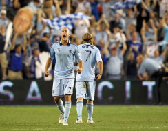 Olimpia va por el liderato contra Kansas