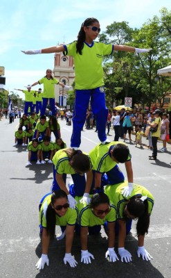 Colegios de Honduras continúan hoy desfiles de fiestas patrias