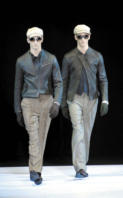 Clásica y sobria Milano Moda Uomo