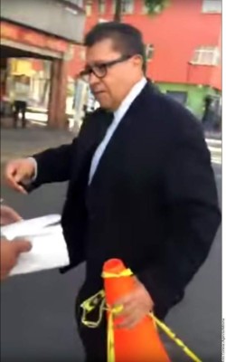 Roban y golpean a equipo de Cuarón en México