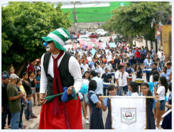 Jóvenes denuncian maltrato a las mujeres